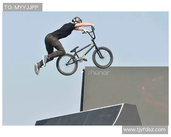 广州极限运动队引领速度革命探讨极限运动的未来与挑战 广州极限运动队引领速度革命探讨极限运动的未来与挑战