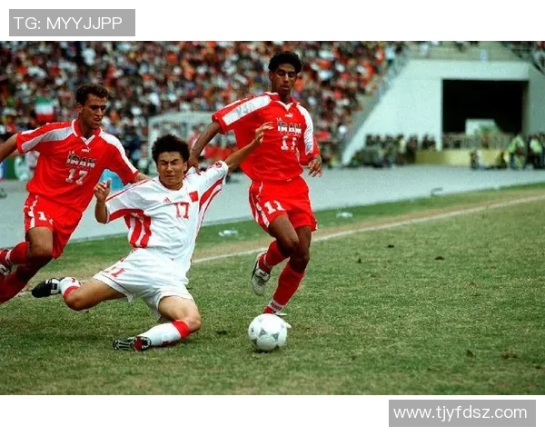 2017年12强赛中国队对阵韩国队的精彩回顾与赛后分析