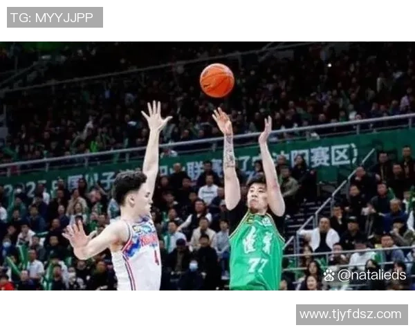 CBA新疆队与广州队精彩对决录像回放分析与比赛亮点解读