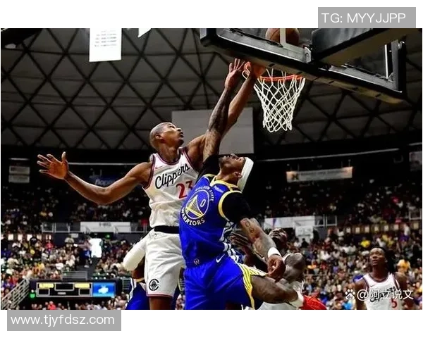 NBA猛龙与开拓者激战正酣谁能在这场对决中笑到最后