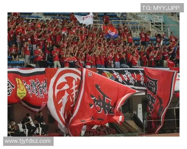 恒大与长春亚泰全场激战回顾球迷热情高涨精彩瞬间不容错过